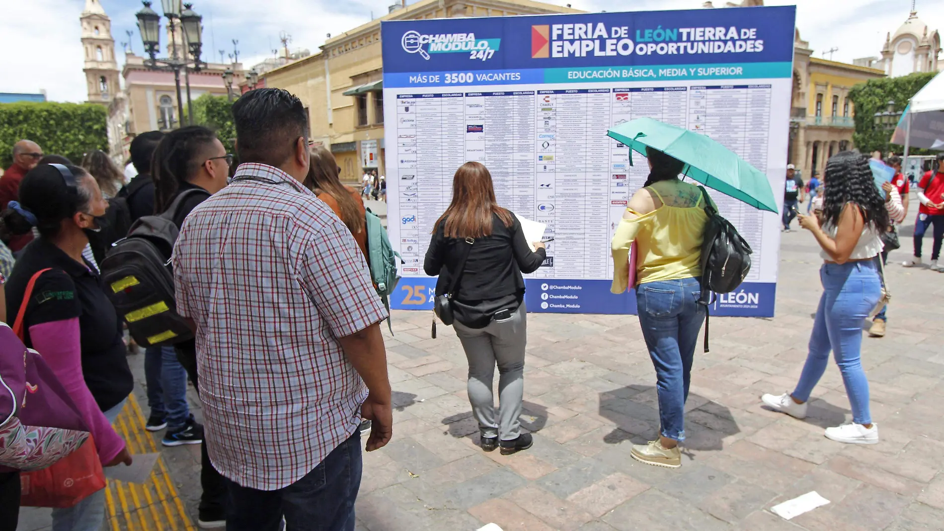 FERIA DEL EMPLEO -Fco Meza - El Sol de Leon (4)